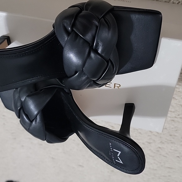 NWB Marc Fisher Ltd Digana woven black leather sandal - Picture 3 of 6